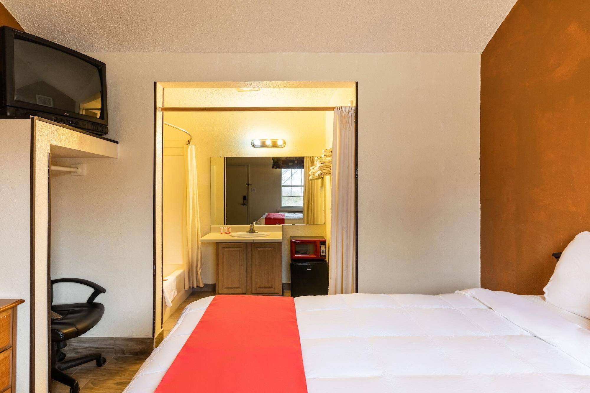 Oyo Hotel Decatur Tx Hwy 287 Northwest Exteriör bild
